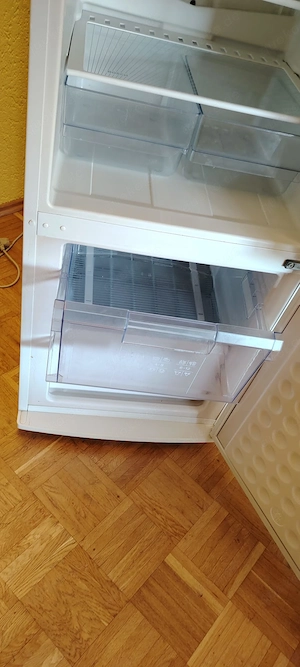 Kühlschrank zu verschenken! Bild 4