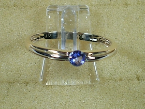 NEU: Ring Größe 21,2 - 66,6 375 Gold AAA-Tansanit 4 mm