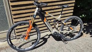 Top ausgestattetes hochwertiges E-MTB umständehalber zu verkaufen 