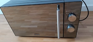 Verkaufe die Mikrowelle 