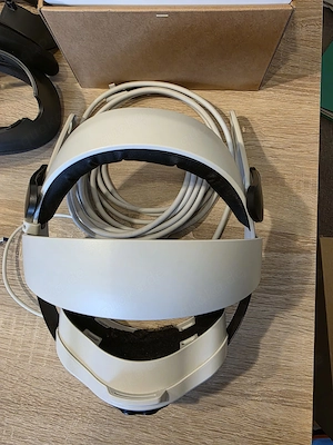   Meta Quest 3   VR Brille mit Akku-Pack & Zubehör OVP Bild 3