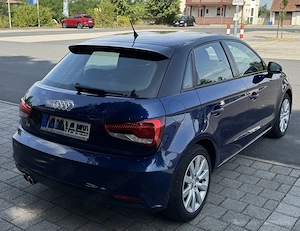 Audi A1 Sportback 1.4 TFSI   Service neu   Navi   Sitzheizung Bild 2