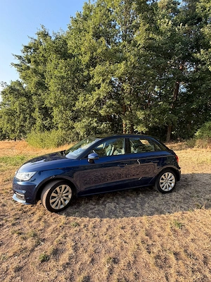 Audi A1 Sportback 1.4 TFSI   Service neu   Navi   Sitzheizung Bild 6