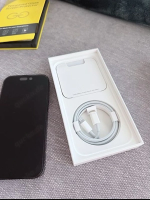 Apple iPhone 14 Pro 256 GB Schwarz Top Zustand Bild 3