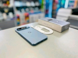 Google Pixel 10 Pro XL 5G 256 Go - 16 Go, comme neuf, en parfait état... Bild 2