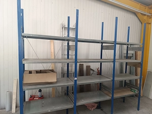verschiedene Regale  und 50 cm tief  Industrieregale