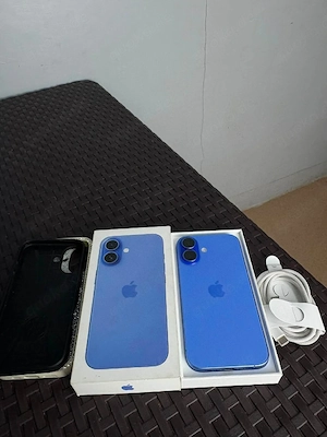 iPhone 16 128 GB Ultramarin