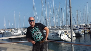FtM gesucht für feste Beziehung D s 18+ -21