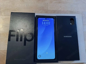 Samsung Galaxy Z Flip 4