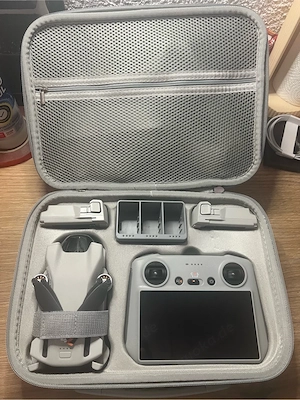 DJI Mini 3   Neuwertig   DJI RC mit Display