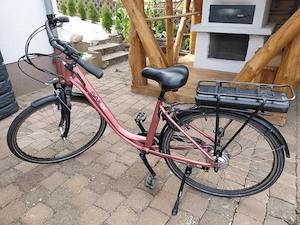 E-Bike laut Foto zu verkaufen