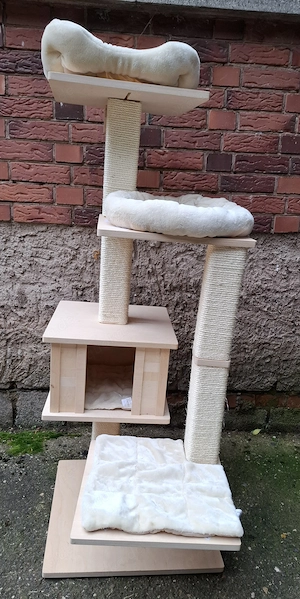 Katzenkratzbaum ungebraucht 