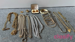 Modeschmuck Konvolut Ketten Armbänder gold, silber, vintage