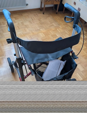 Rollator neu.Noch nie benutzt