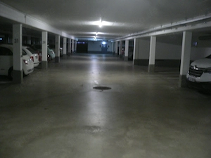Ebener Tiefgaragenstellplatz in der Unterhachinger Straße 85-89 in München zum Mieten Bild 3
