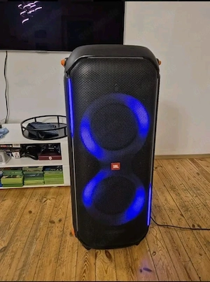 JBL party box 
