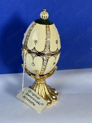 Swarovski Kristalle Schmuckkasten Ei-Form Metall Gold Creme mit Deckel