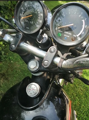 YAMAHA SR 500 48 T mit 2 Koffer + Tankrucksack, Liebhaberstück Bild 3