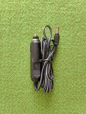 Schnellladegerät BaseTech für Mignon (AA) & Micro (AAA) Akkus, inkl. Car-Adapter Bild 4