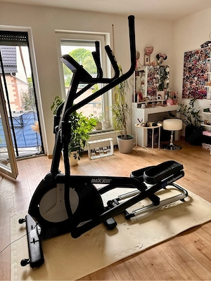 MAXXUS CX 4.3f Crosstrainer   klappbar   Top Zustand   mit Rechnung & Garantie