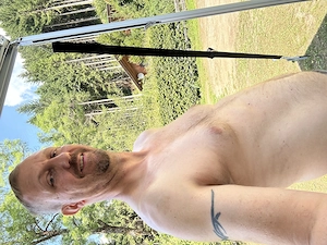 Suche eine Frau für Lustvolle Stunden. Freundschaft plus oder Sexkumpel oder Ähnliches 