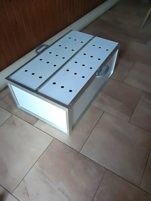 Ara Transportbox für 2 Aras oder Papageien. Neu
