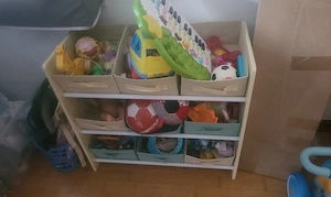 spielzeug regal
