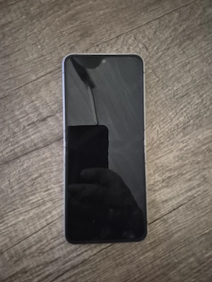 Samsung Z Flip 6