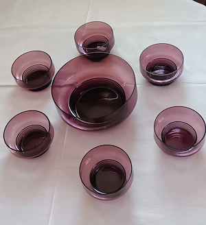 Schalenset aus Glas, lila