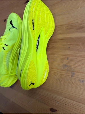 Puma Deviate Nitro Carbon Laufschuhe Gr. 44   Neon-Gelb | Wie Neu