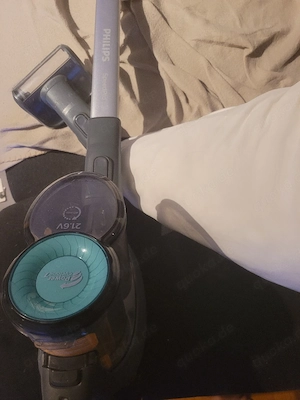 Verkaufe Orginal Philips Staubsauger orginal bürste voll fugzuniert aku Betrieb