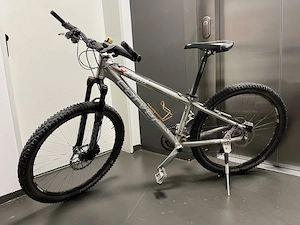 26 Zoll-MTB mit Alu-Rahmen zum Verkauf 