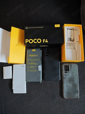 Xiaomi Poco F4 
