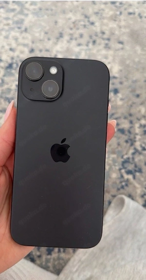 iPhone 15 Schwarz 128GB