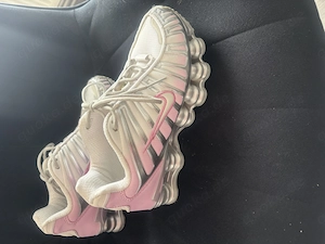 Sportschuhe Gr 39 einmal getragen 