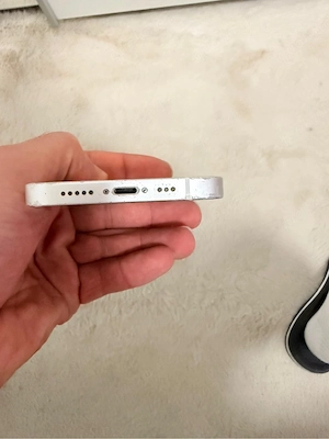 verkaufe hier ein iphone 14  Bild 4