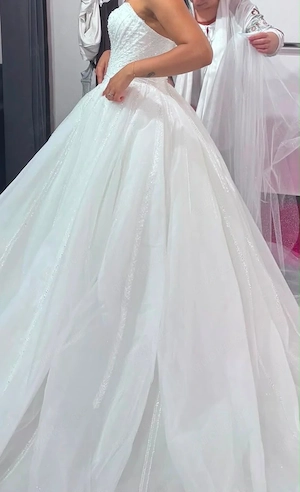 Brautkleid