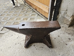 Großer alter Schmiedeamboss ca. 100 KG   massiv   Schmiedewerkzeug Werkstatt