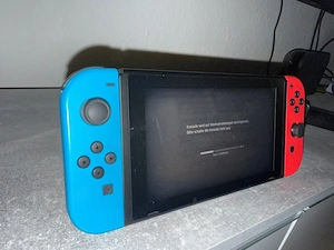 Nintendo Switch mit 128Gb Speicherkarte + inklusive Zubehör