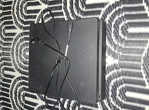 PS4 Slim, 500gb , voll funktionsfähig