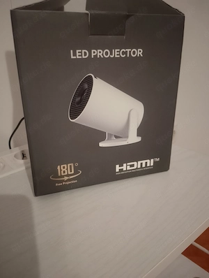 Mini Smart Beamer HY300 Pro (Wi-Fi, Android)   Wie neu! Bild 4