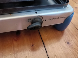 CampinGaz Camping Kitchen Campingkocher 2 flammig mit Grillplatte Bild 6