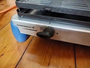 CampinGaz Camping Kitchen Campingkocher 2 flammig mit Grillplatte Bild 7