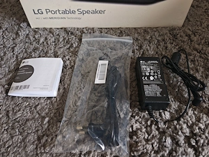 LG PK7 Boom-Box   Neu & unbenutzt! Top Sound mit Meridian-Technologie
