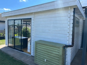 Blockhaus + Wintergarten   schneller Verkauf wegen Umbau