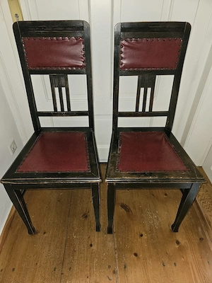 Antik! Massiver stabiler Holz Stuhl Jugendstil ca. 1920 rot Eiche Schnitzereien TOP Zustand! 