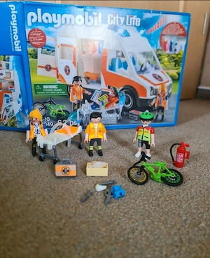 Playmobil Krankenwagen 70049
