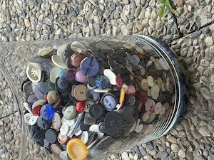 bunte Mischung verschiedener Knöpfe