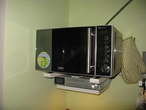 Moderne Einbauküche mit viel Stauraum Bild 6