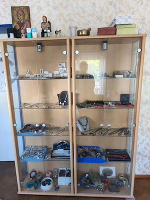 2 Glasvitrienen